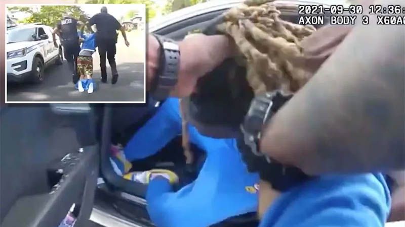 Otro esc&aacute;ndalo racista en EEUU: la Polic&iacute;a saca de su coche a un hombre negro parapl&eacute;jico agarr&aacute;ndole por el pelo