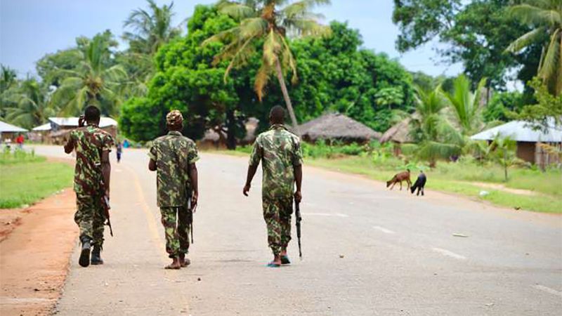 Mueren cuatro personas en un nuevo ataque terrorista en el norte de Mozambique
