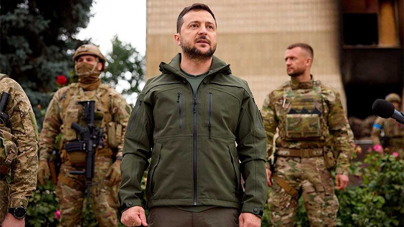 Zelenski promete la victoria tras visitar la regi&oacute;n liberada de J&aacute;rkov