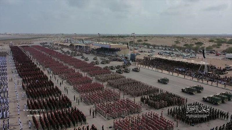 Impresionante desfile de las fuerzas de seguridad yemen&iacute;es