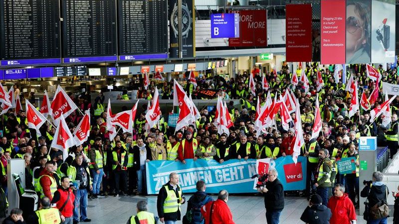 Nueva ronda de huelgas en aeropuertos alemanes provoca cancelaci&oacute;n de cientos de vuelos