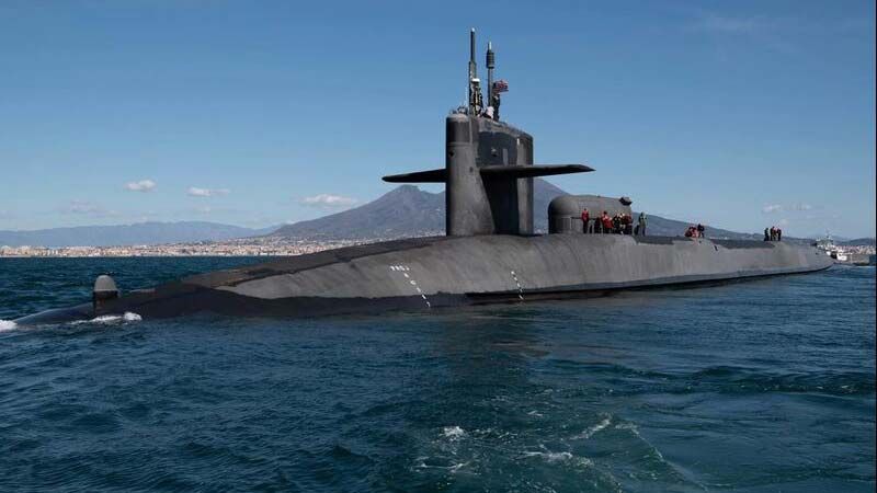 La Armada de Ir&aacute;n obliga a un submarino de EEUU a salir a la superficie en el estrecho de Ormuz