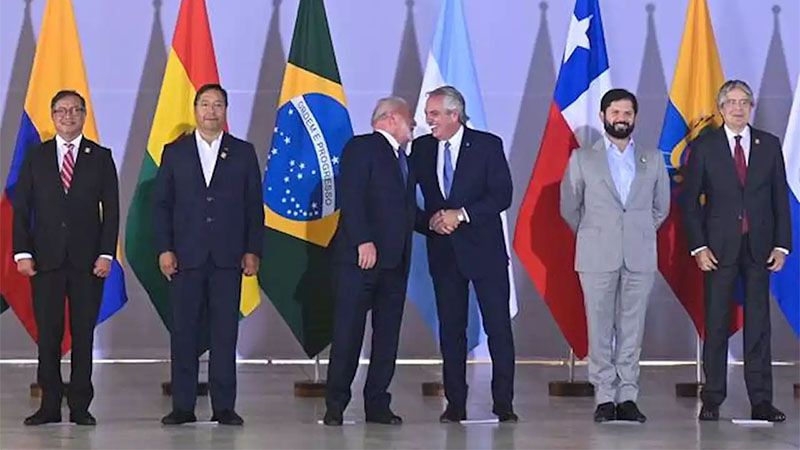 Gustavo Petro anuncia la vuelta de Colombia a UNASUR
