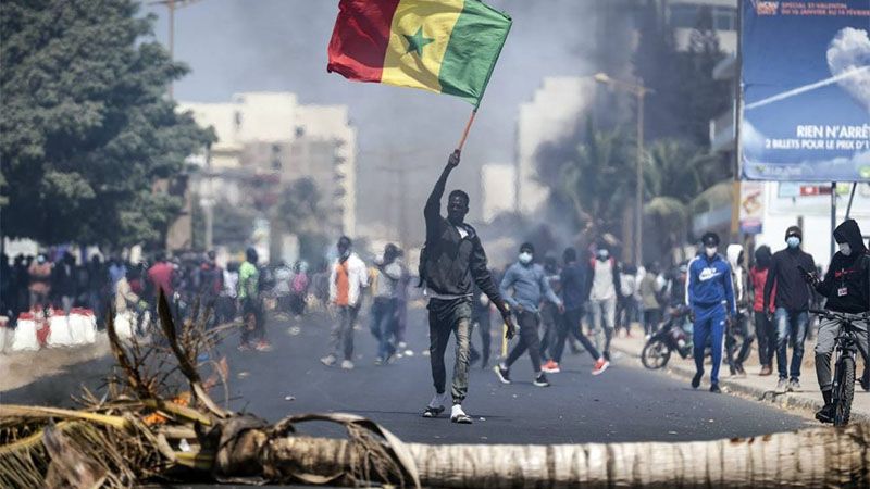 Nueve muertos en protestas por la condena al l&iacute;der opositor Ousmane Sonko en Senegal