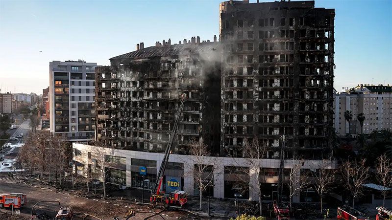 Segundo d&iacute;a de luto en Valencia por el incendio que ha dejado 9 muertos y 1 desaparecido