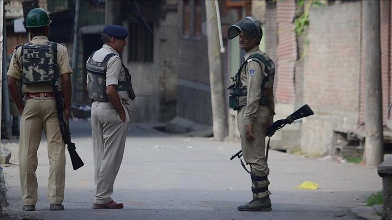 Mueren m&aacute;s de ocho polic&iacute;as en un atentado en el centro de India