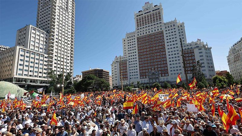 Gran manifestaci&oacute;n en Madrid de la oposici&oacute;n espa&ntilde;ola contra el gobierno