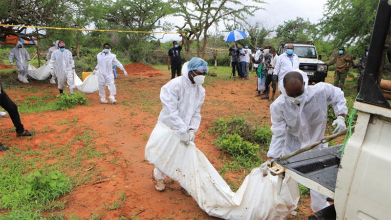 Suben a 24 los cuerpos exhumados de presuntas v&iacute;ctimas de una secta cristiana en Kenia
