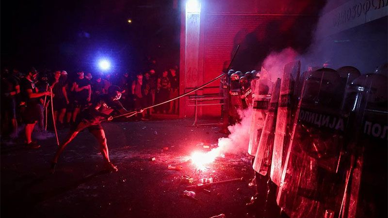La Uni&oacute;n Europea prepara un &ldquo;Maid&aacute;n serbio&rdquo;, denuncia la Inteligencia rusa