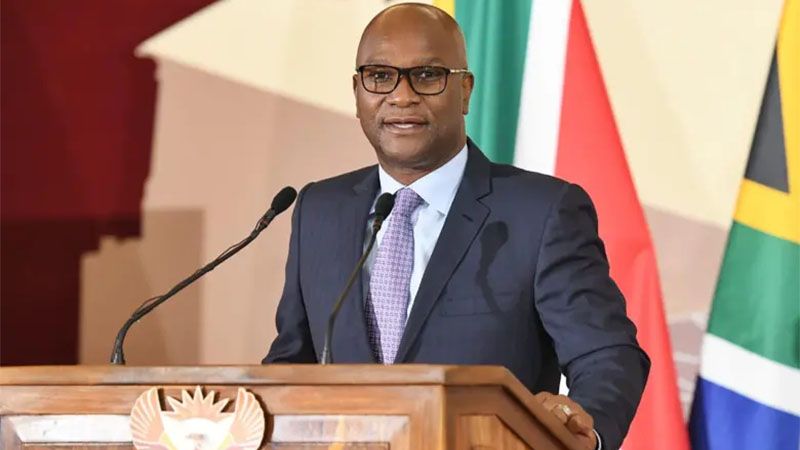 Hallan muerto al embajador de Sud&aacute;frica en Francia al pie de un rascacielos en Par&iacute;s