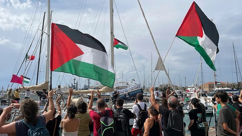 El ej&eacute;rcito de ocupaci&oacute;n israel&iacute; intercepta la flotilla cerca de Gaza