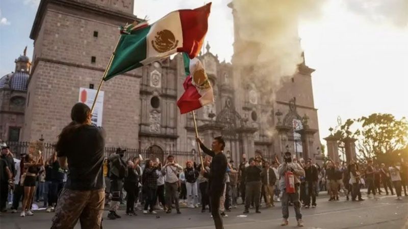 M&eacute;xico registra el tercer d&iacute;a consecutivo de manifestaciones tras el asesinato de alcalde