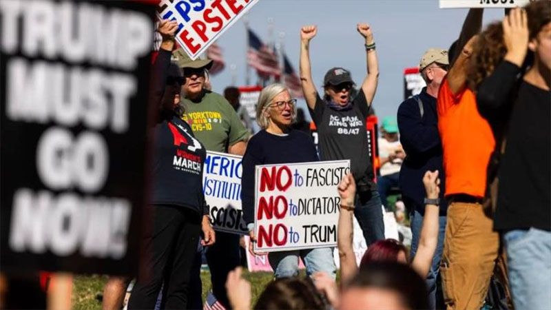 Protestas en Washington piden &ldquo;fin del r&eacute;gimen fascista&rdquo; de Trump