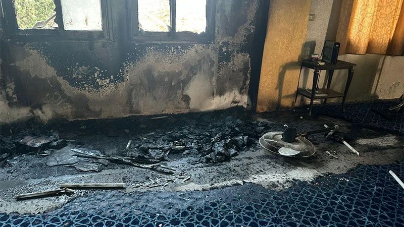 Colonos sionistas incendian una mezquita y pintan esl&oacute;ganes racistas en Cisjordania ocupada