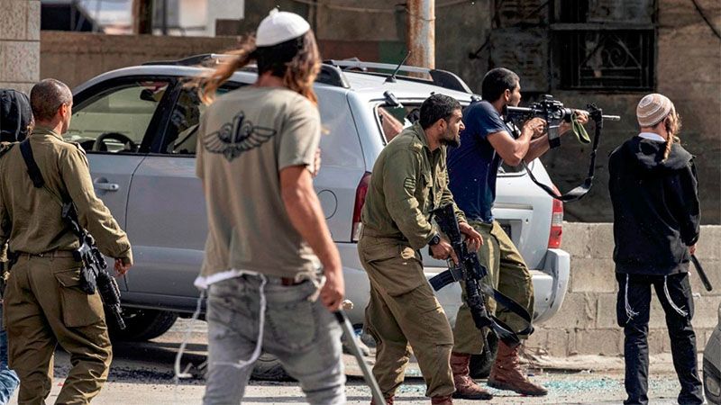 Un nuevo ataque de colonos sionistas en Cisjordania deja diez palestinos heridos
