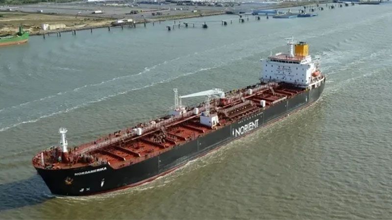 Un tercer buque vinculado a Ir&aacute;n cruza el estrecho de Ormuz pese al bloqueo de EEUU