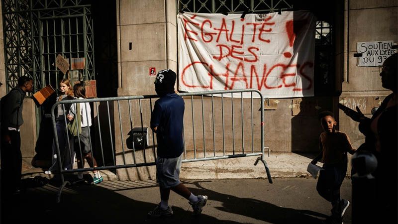Entre 400 y 500 liceos franceses suspender&aacute;n las clases por motivos de seguridad