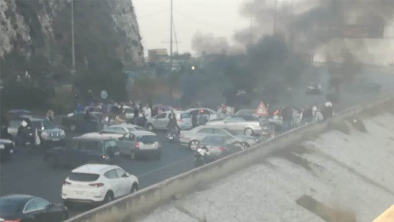 En fotos: As&iacute; amanecieron este mi&eacute;rcoles las carreteras en L&iacute;bano