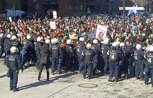 Quebec promulga ley de emergencia para poner fin a protestas estudiantiles